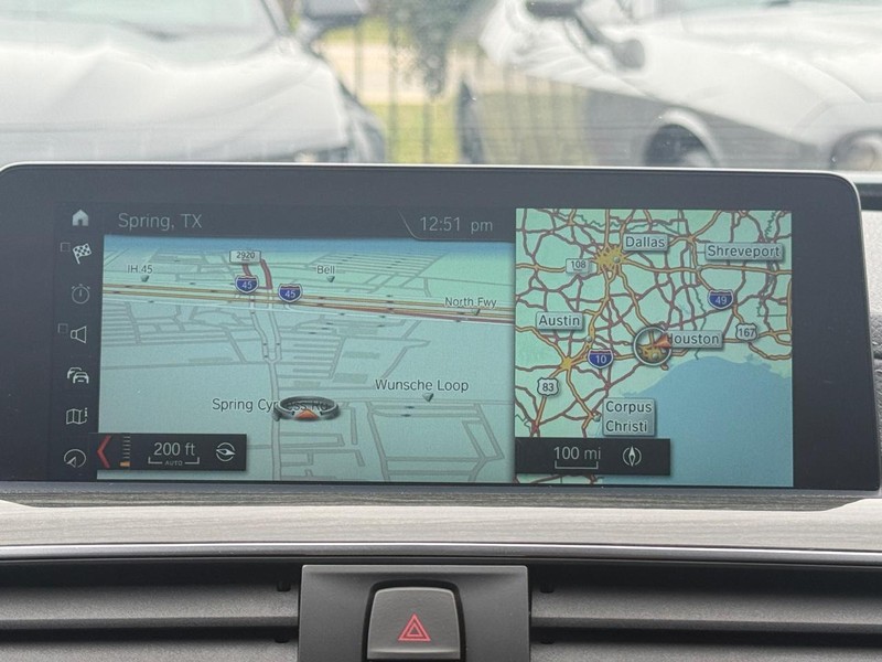 BMW 440i Gran Coupe Vehicle Full-screen Gallery Image 24