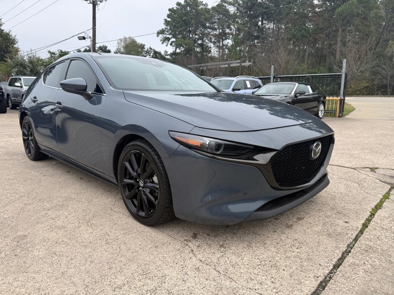 Mazda Mazda3 Hatchback Vehicle Full-screen Gallery Image 04