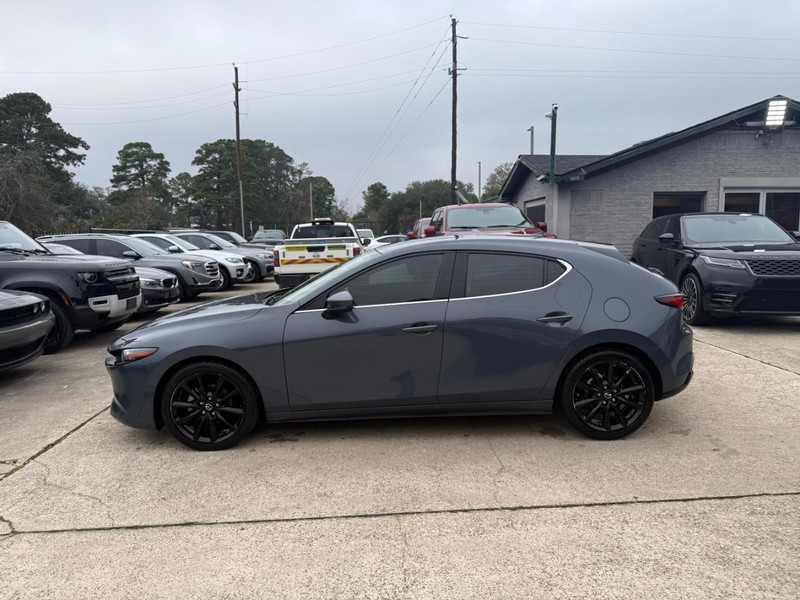 Mazda Mazda3 Hatchback Vehicle Full-screen Gallery Image 09