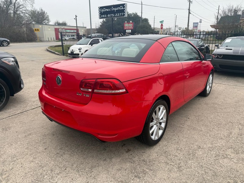 Volkswagen EOS Vehicle Full-screen Gallery Image 11