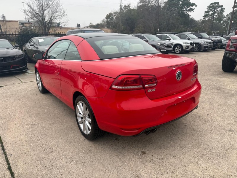 Volkswagen EOS Vehicle Full-screen Gallery Image 15