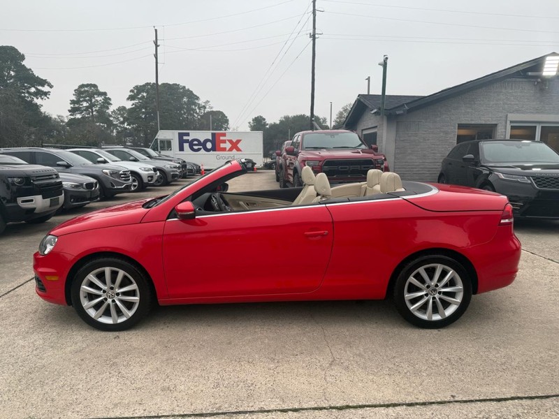 Volkswagen EOS Vehicle Full-screen Gallery Image 16