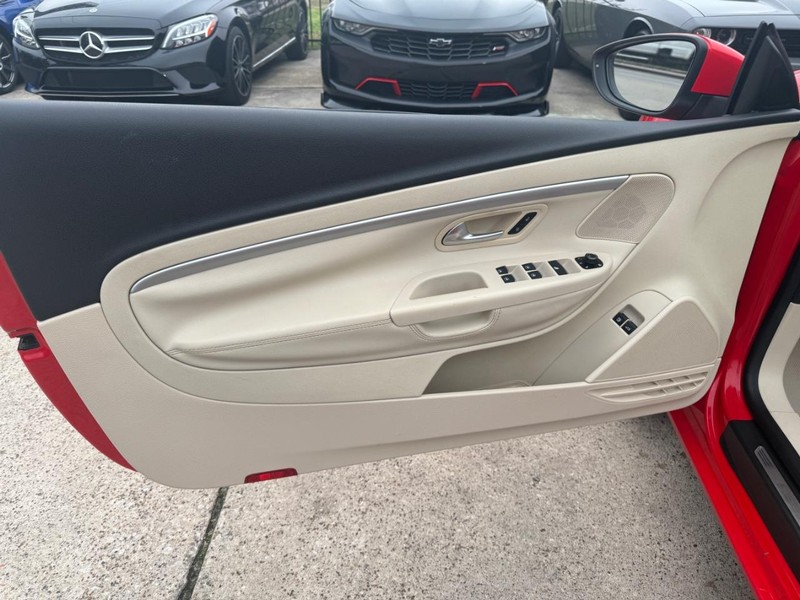 Volkswagen EOS Vehicle Full-screen Gallery Image 20