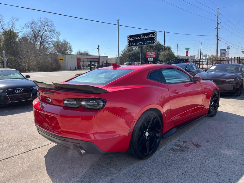 Chevrolet Camaro Vehicle Full-screen Gallery Image 06