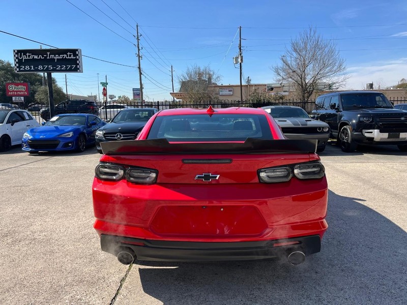 Chevrolet Camaro Vehicle Full-screen Gallery Image 07