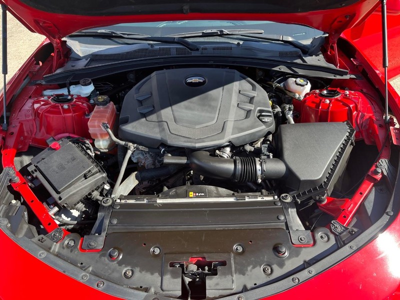 Chevrolet Camaro Vehicle Full-screen Gallery Image 25