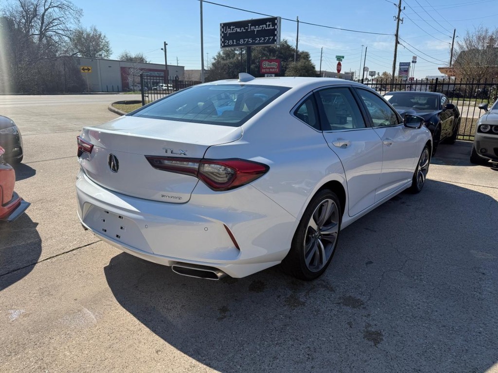 Acura TLX Vehicle Full-screen Gallery Image 06