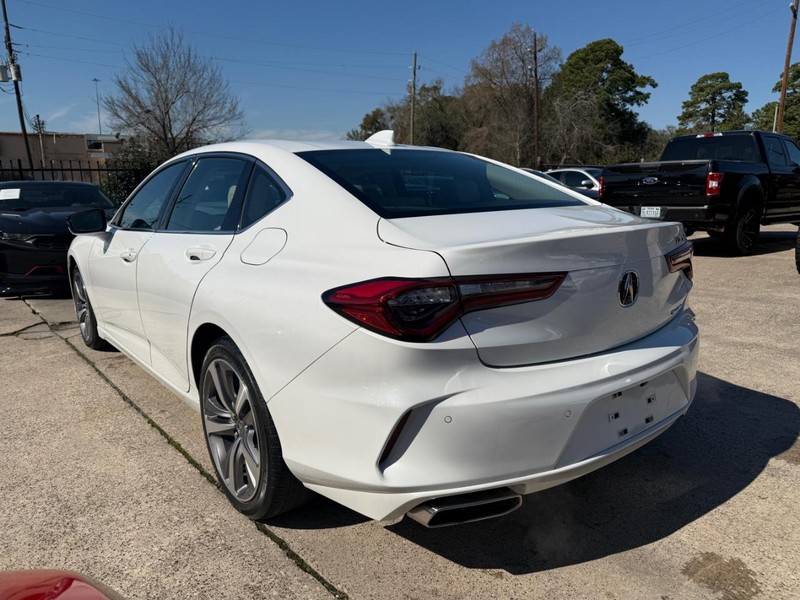Acura TLX Vehicle Full-screen Gallery Image 08