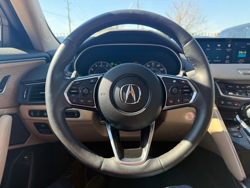 Acura TLX Vehicle Full-screen Gallery Image 20