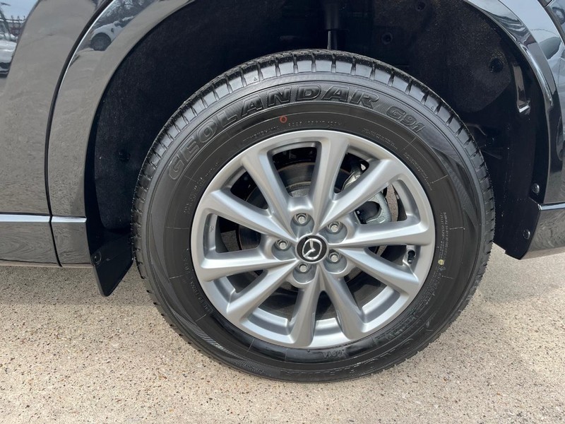 Mazda CX-5 Vehicle Full-screen Gallery Image 26