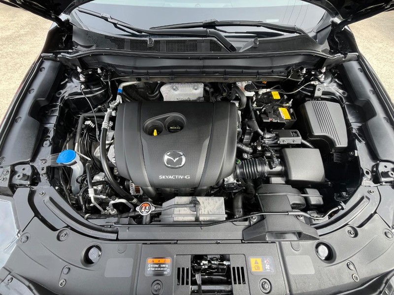 Mazda CX-5 Vehicle Full-screen Gallery Image 27