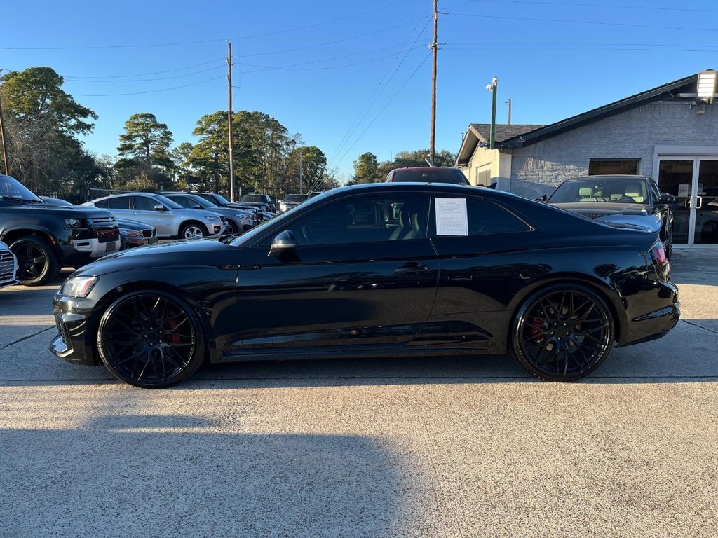 Audi RS 5 Coupe Vehicle Full-screen Gallery Image 10