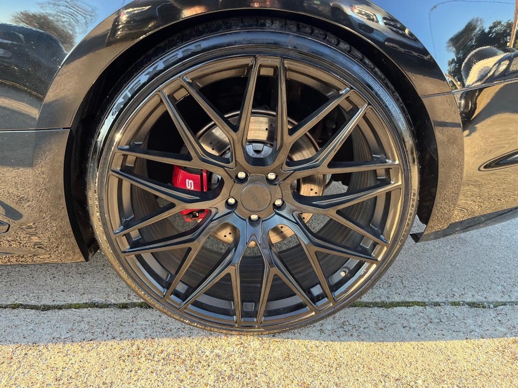 Audi RS 5 Coupe Vehicle Full-screen Gallery Image 25