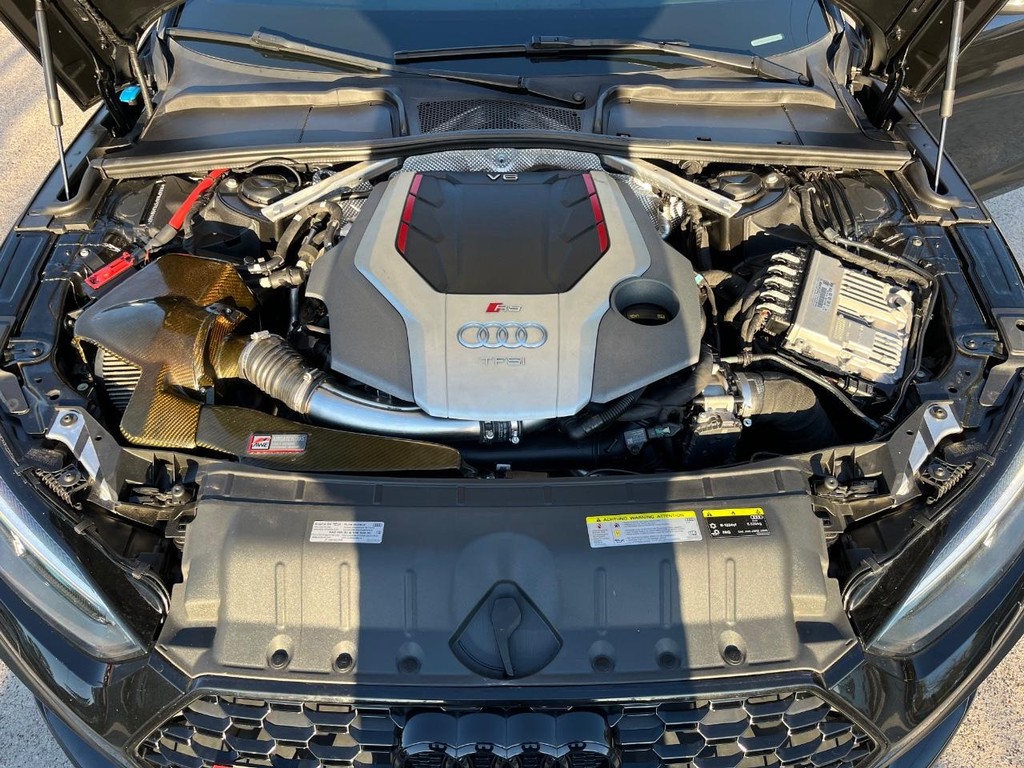 Audi RS 5 Coupe Vehicle Full-screen Gallery Image 27