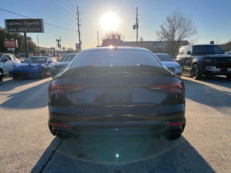 Audi RS 5 Coupe Vehicle Full-screen Gallery Image 07