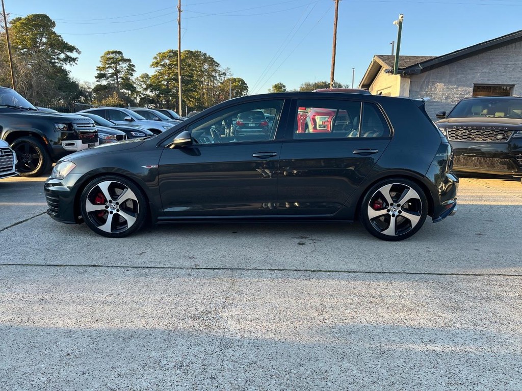 Volkswagen Golf GTI Vehicle Full-screen Gallery Image 09