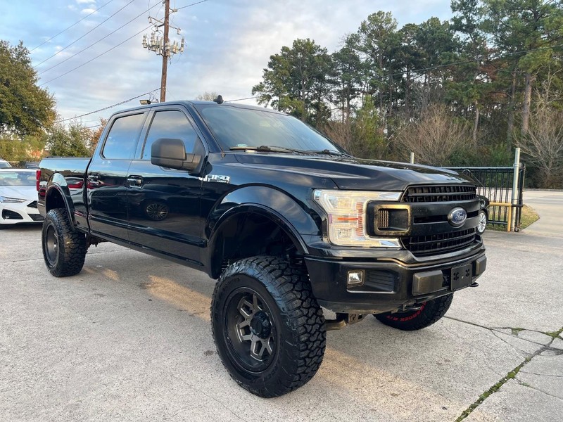 Ford F-150 Vehicle Full-screen Gallery Image 04