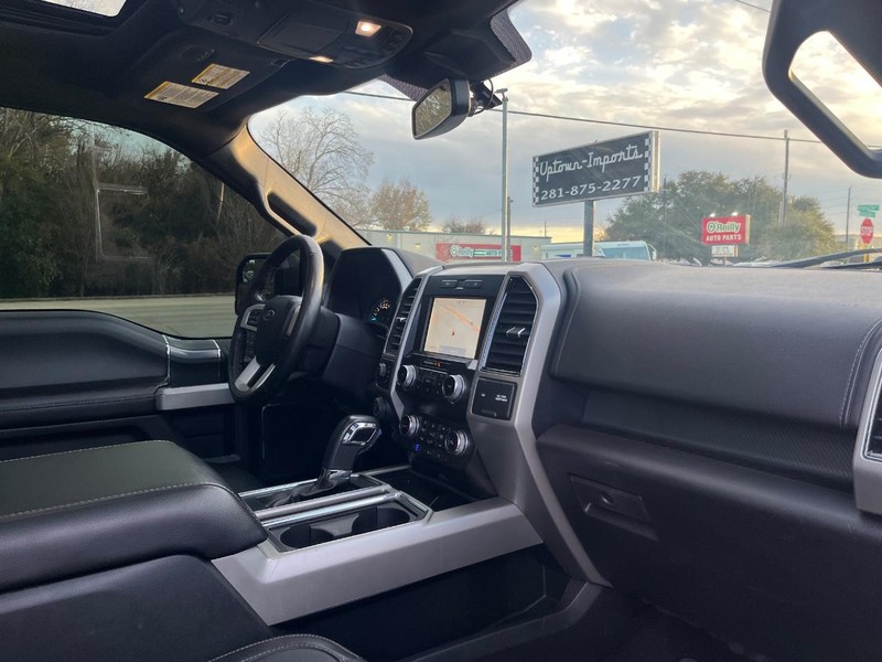 Ford F-150 Vehicle Full-screen Gallery Image 13