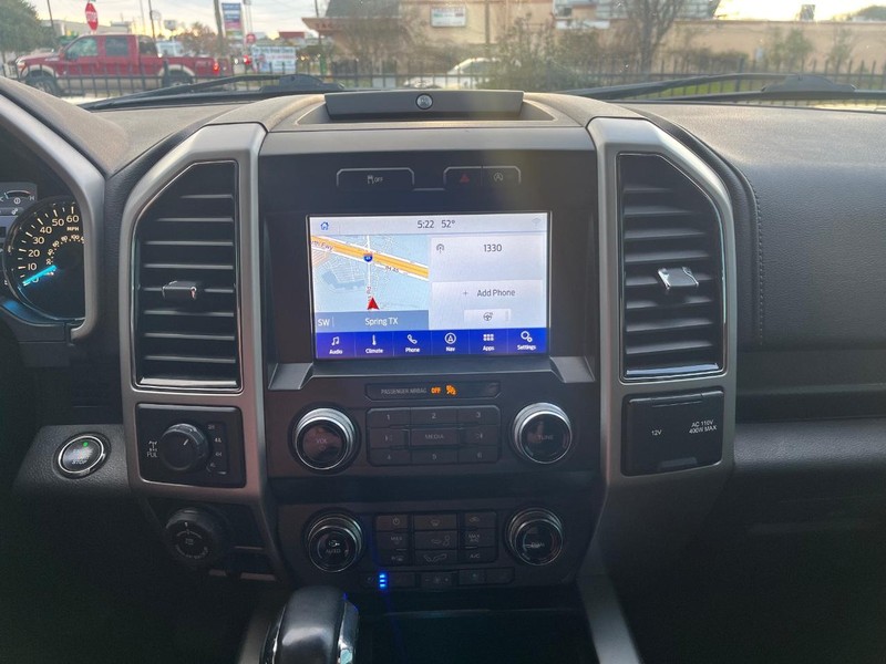 Ford F-150 Vehicle Full-screen Gallery Image 22