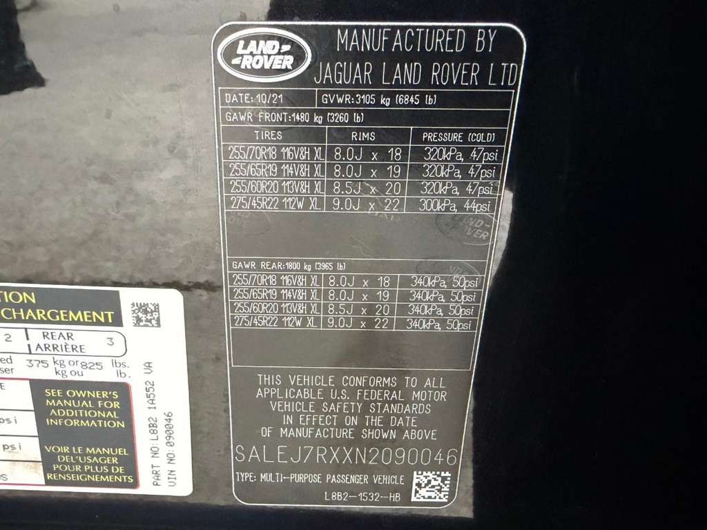 Land Rover Defender Vehicle Full-screen Gallery Image 29