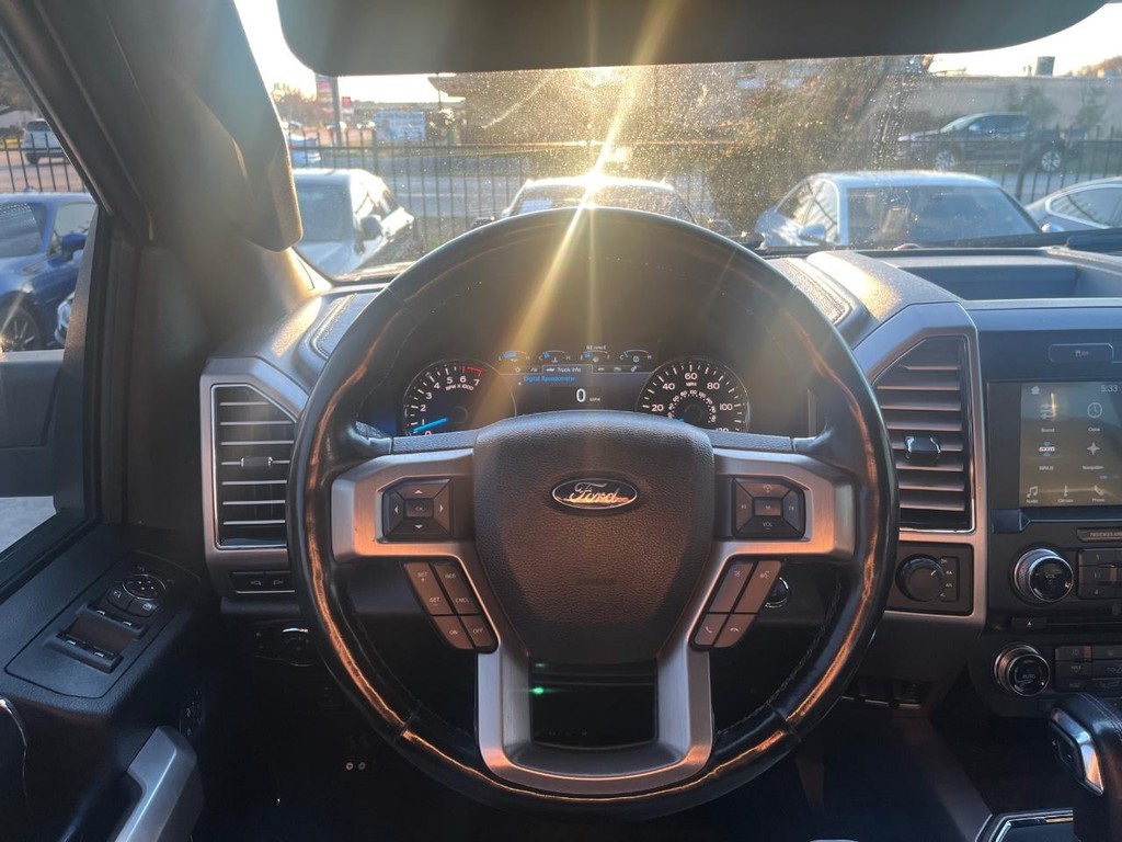 Ford F-150 Vehicle Full-screen Gallery Image 20