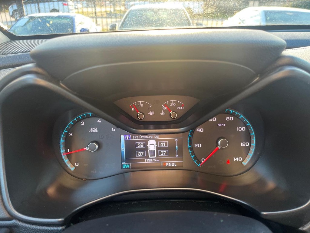 GMC Canyon Vehicle Full-screen Gallery Image 20