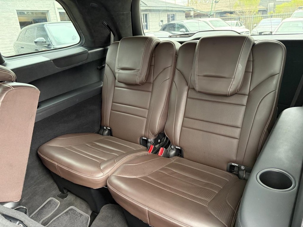 Mercedes-Benz GLS 63 AMG Vehicle Full-screen Gallery Image 20