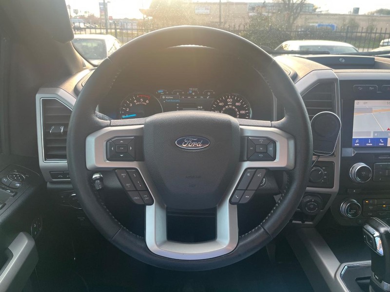 Ford F-150 Vehicle Full-screen Gallery Image 19