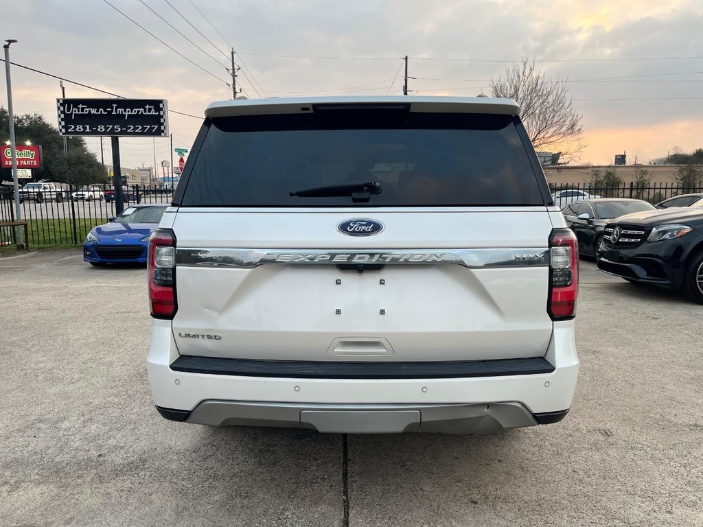 Ford Expedition Max Vehicle Full-screen Gallery Image 07