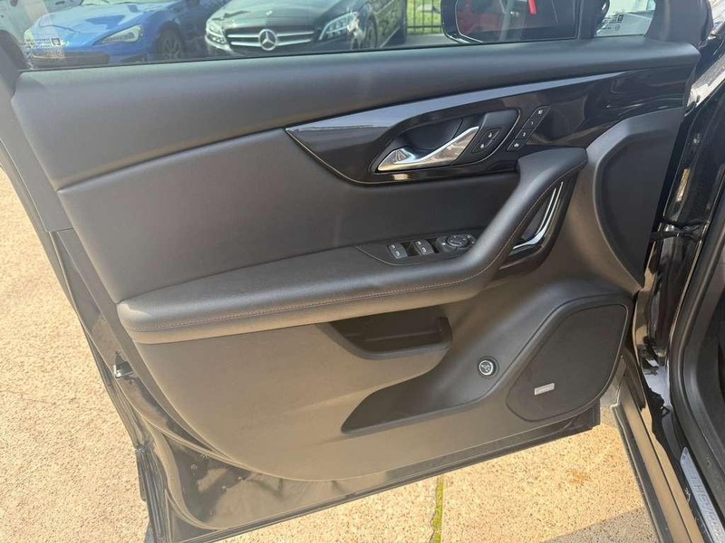 Chevrolet Blazer Vehicle Full-screen Gallery Image 12