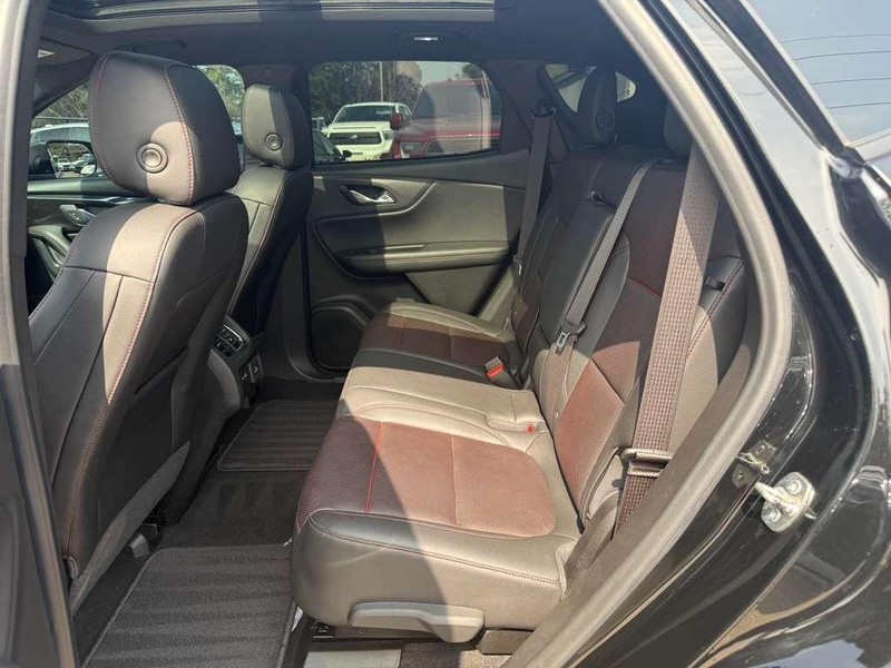 Chevrolet Blazer Vehicle Full-screen Gallery Image 18