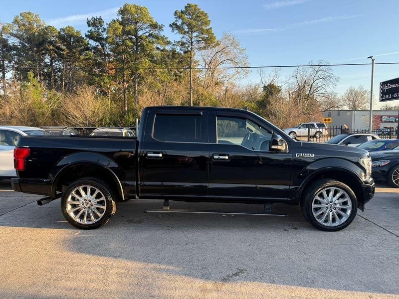 Ford F-150 Vehicle Full-screen Gallery Image 05