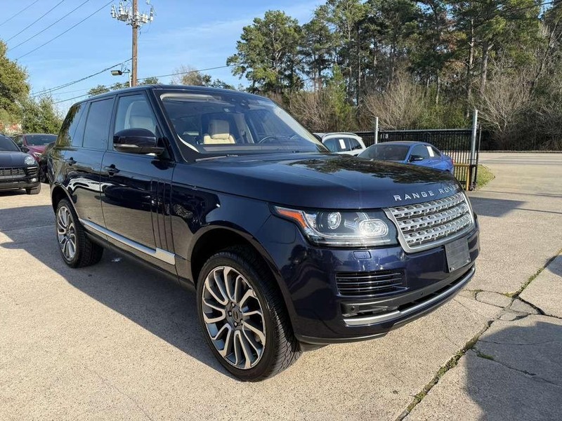 Land Rover Range Rover Vehicle Full-screen Gallery Image 04