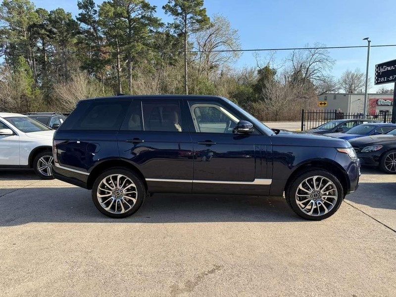 Land Rover Range Rover Vehicle Full-screen Gallery Image 05