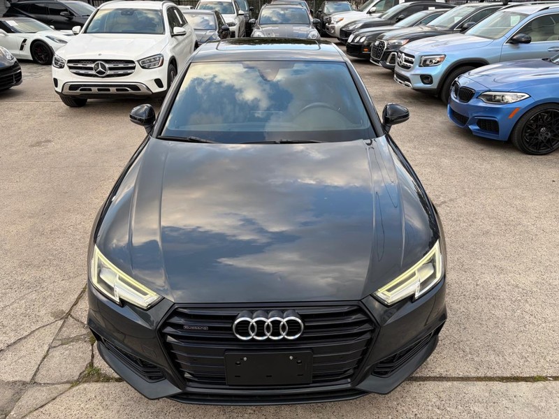 Audi A4 Vehicle Full-screen Gallery Image 03