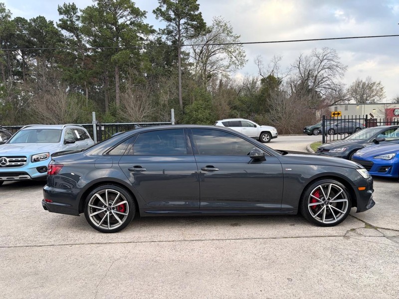 Audi A4 Vehicle Full-screen Gallery Image 05