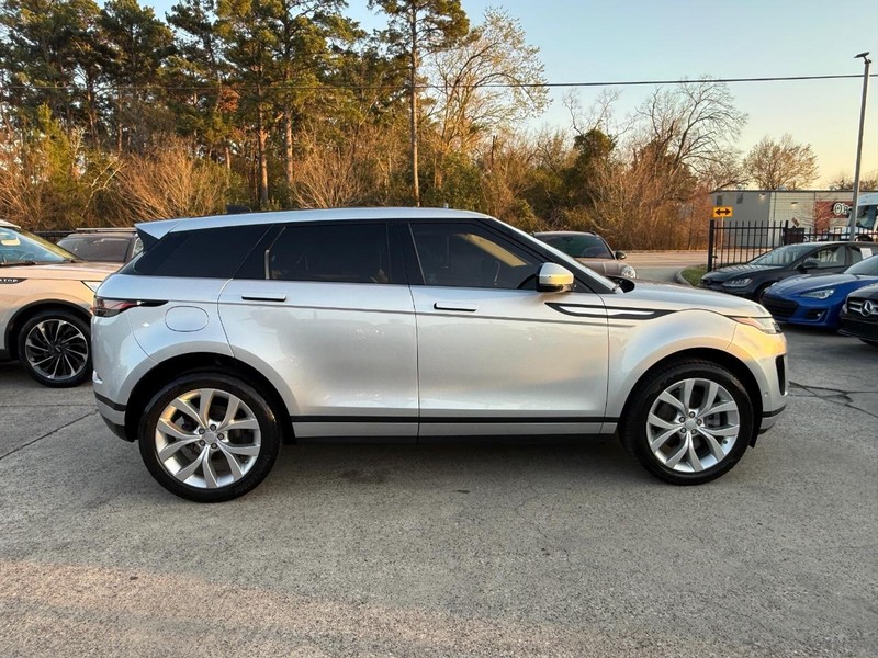 Land Rover Range Rover Evoque Vehicle Full-screen Gallery Image 05