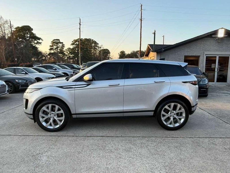 Land Rover Range Rover Evoque Vehicle Full-screen Gallery Image 09