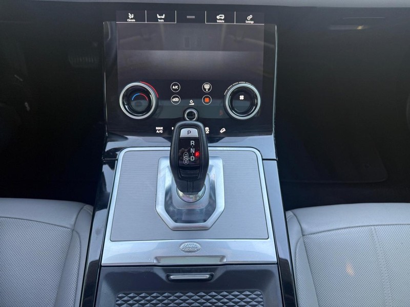 Land Rover Range Rover Evoque Vehicle Full-screen Gallery Image 23