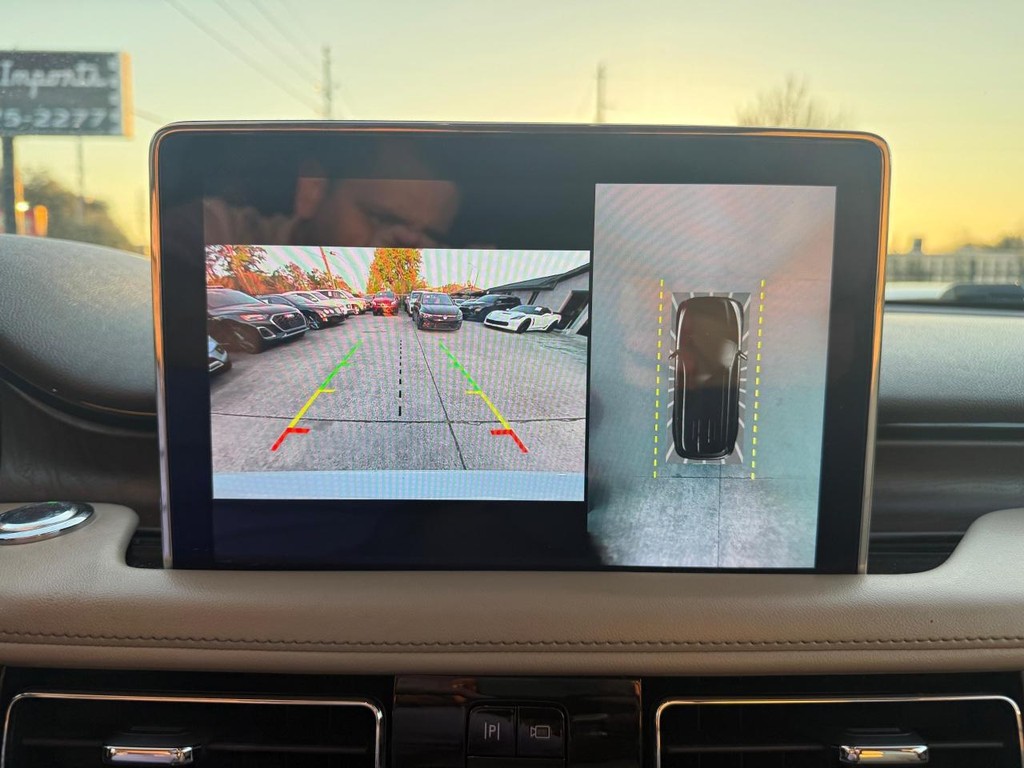 Lincoln Aviator Vehicle Full-screen Gallery Image 25