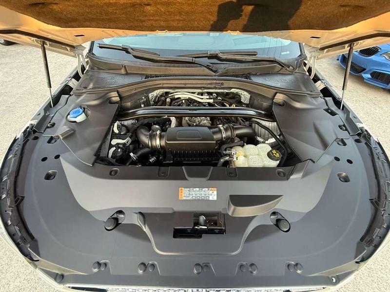 Lincoln Aviator Vehicle Full-screen Gallery Image 30