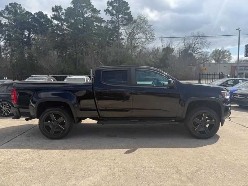 Chevrolet Colorado Vehicle Full-screen Gallery Image 05