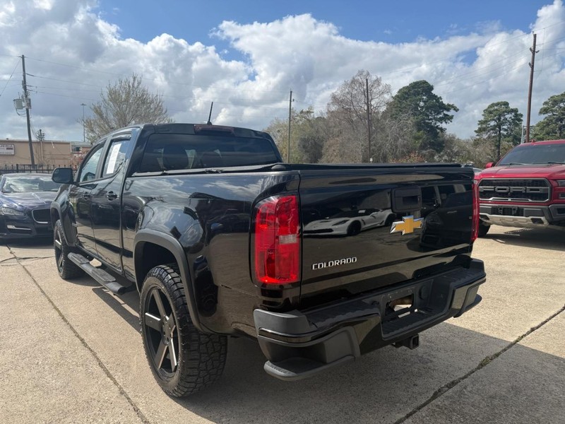 Chevrolet Colorado Vehicle Full-screen Gallery Image 08