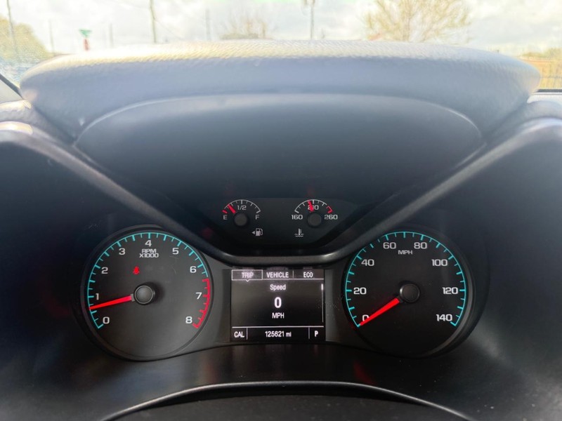 Chevrolet Colorado Vehicle Full-screen Gallery Image 21