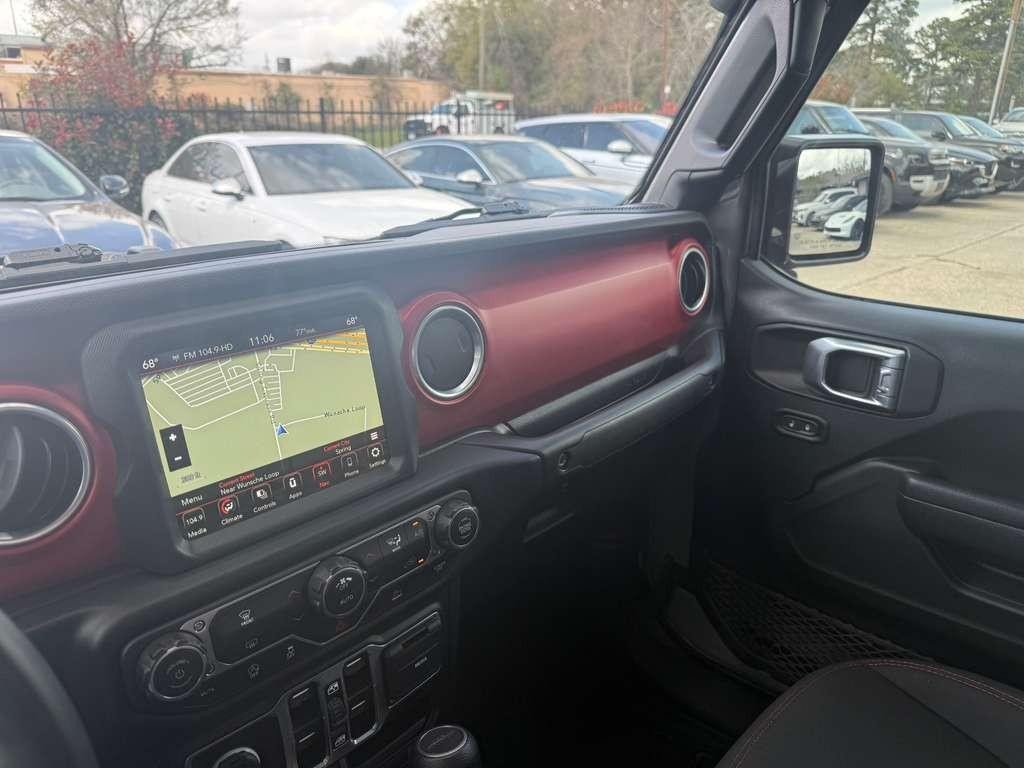 Jeep Gladiator Vehicle Full-screen Gallery Image 26