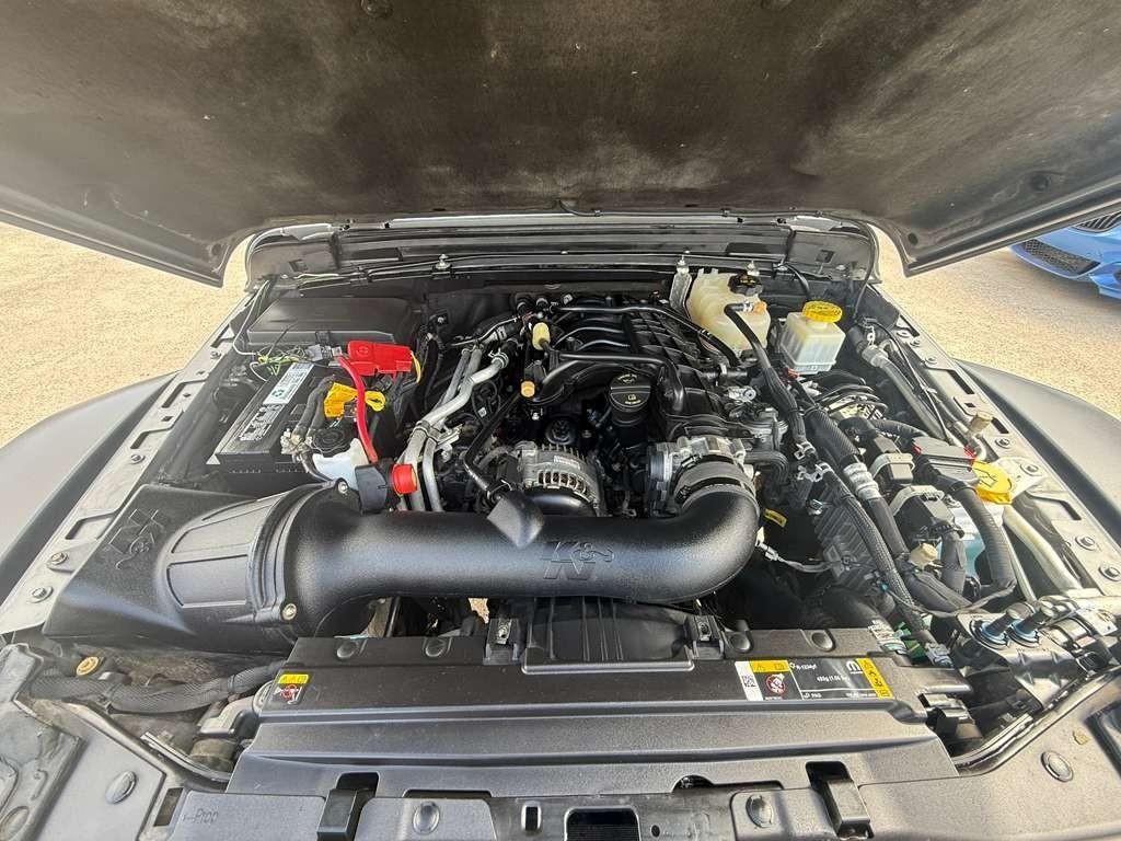 Jeep Gladiator Vehicle Full-screen Gallery Image 28