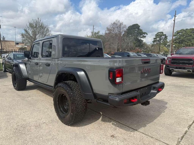 Jeep Gladiator Vehicle Full-screen Gallery Image 08