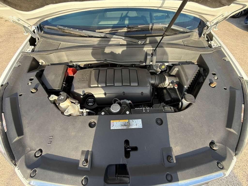 GMC Acadia Limited Vehicle Full-screen Gallery Image 30