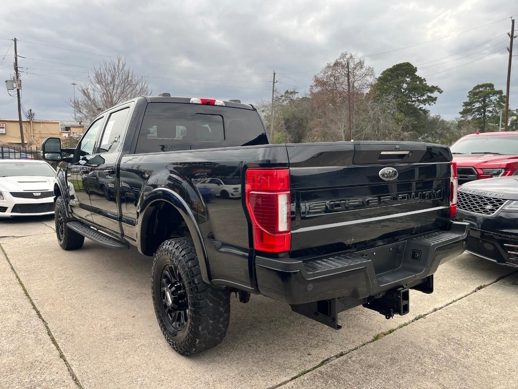 Ford Super Duty F-250 SRW Vehicle Full-screen Gallery Image 08