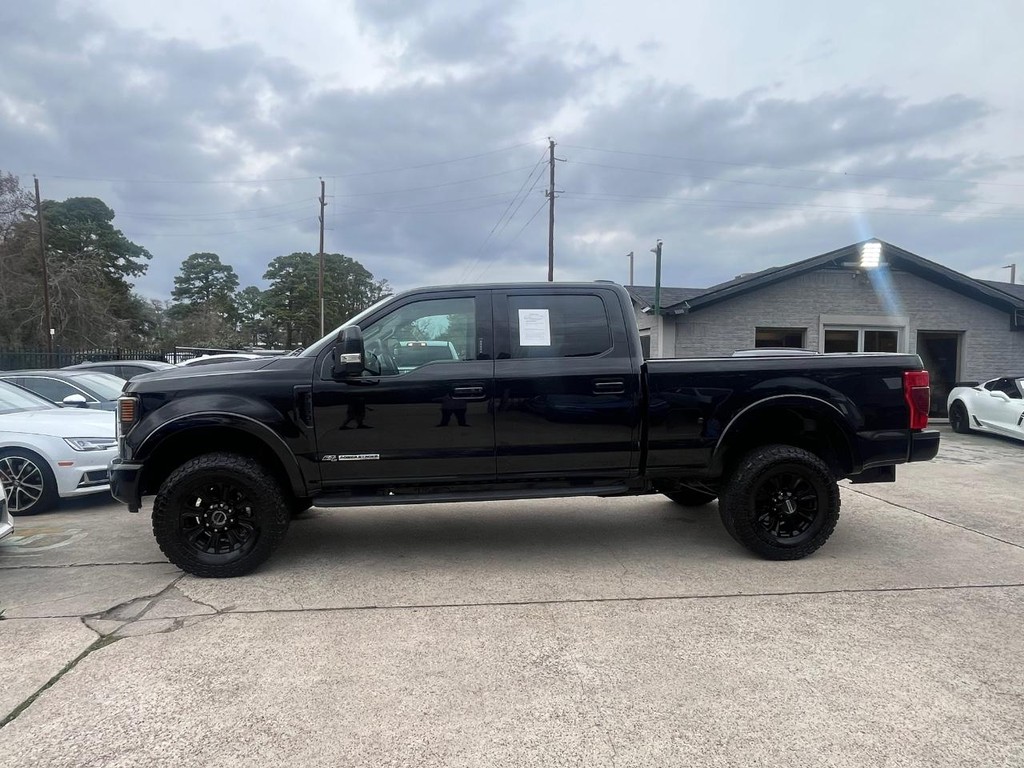 Ford Super Duty F-250 SRW Vehicle Full-screen Gallery Image 09